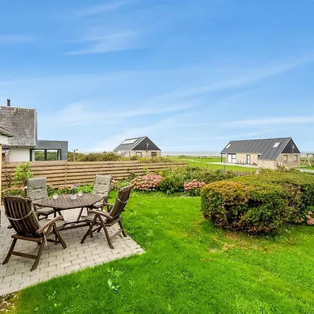 Apartment Larentius - 200m From The Sea In Western Jutland By Interhome *